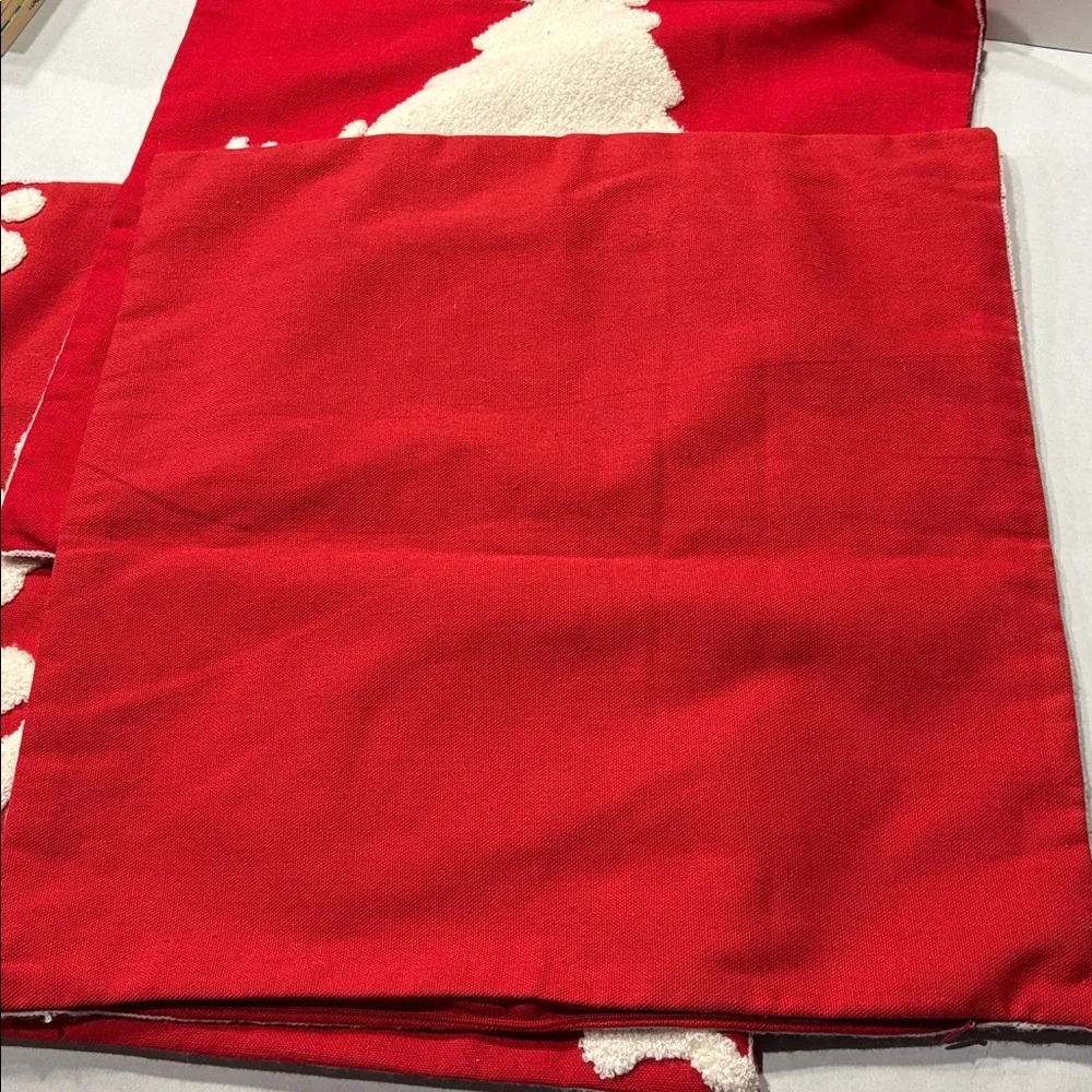3 SAFAVIEH Boucle Snowflake Let it Snow 18 x18 Red Festive Holiday Pillow Covers
